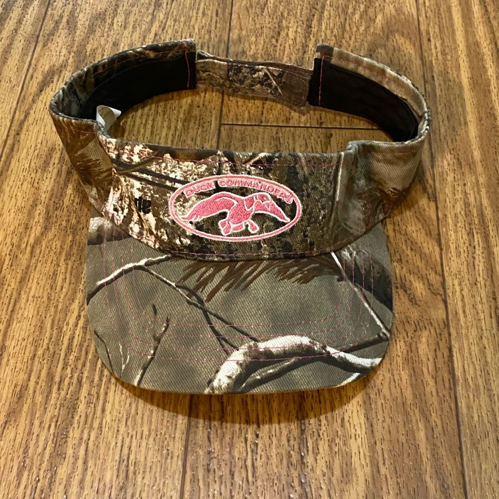 Duck Commander Camo and Pink Visor Hat Velcro Back Size: Fits Most
